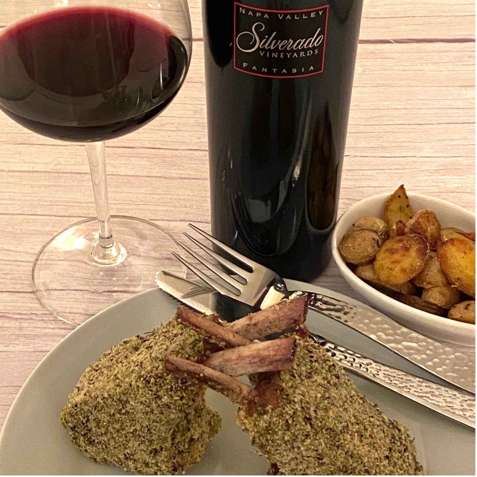 HERB-RUBBED LAMB CHOPS WITH PISTACHIO CRUST